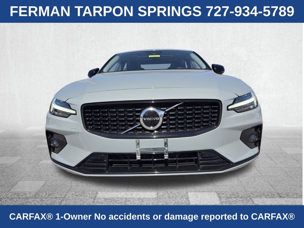 Certified 2025 Volvo S60 B5 Core image 3