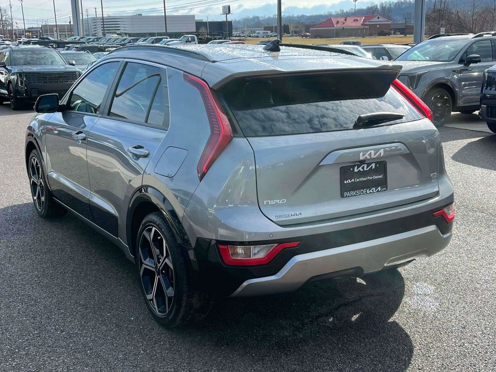 Used 2023 Kia Niro EX Touring image 30