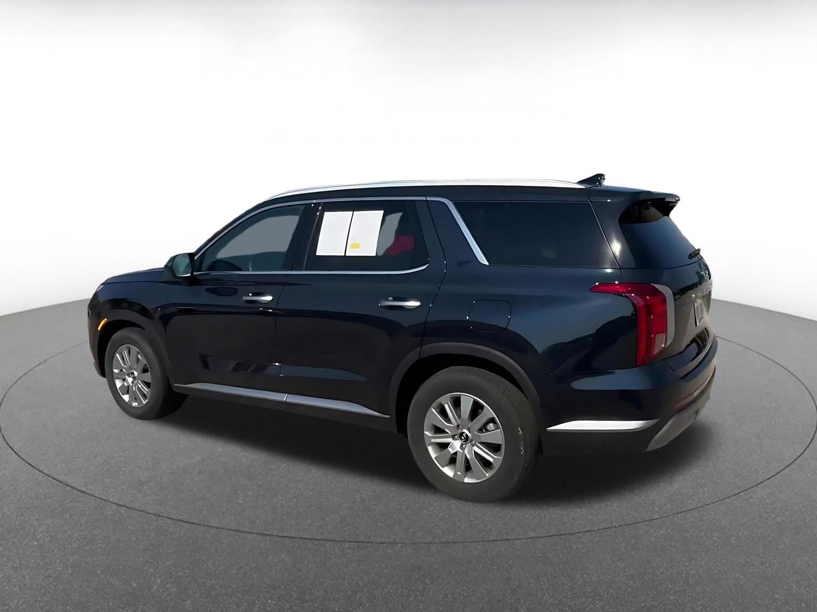 Used 2025 Hyundai Palisade SEL FWD image 10