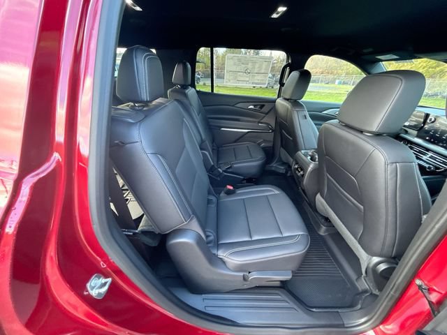 New 2026 Chevrolet Traverse LT w/ Driver Confidence Package AWD/4WD image 26