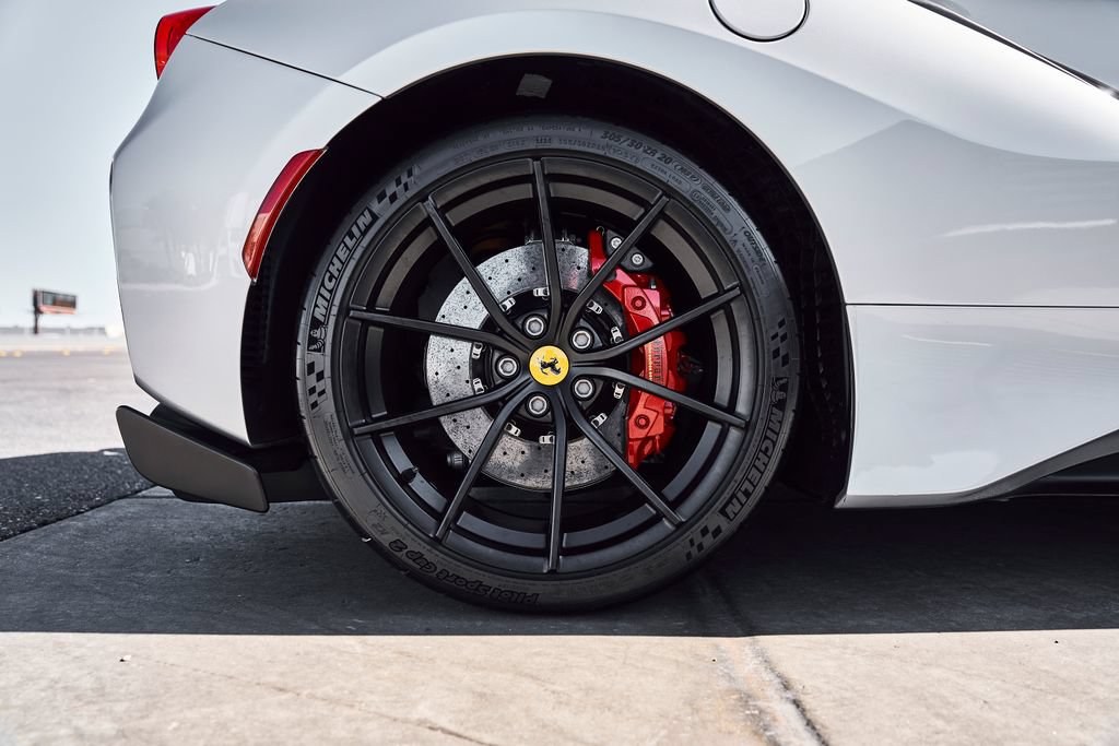 Used 2020 Ferrari 488 Pista Coupe RWD image 20
