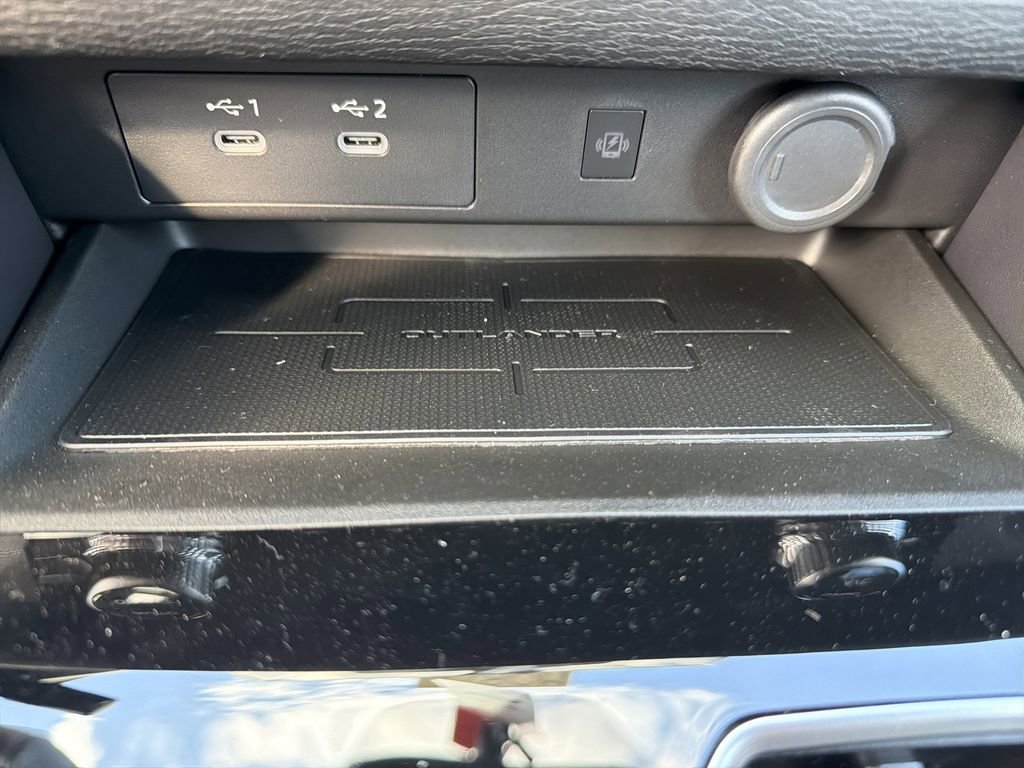 New 2026 Mitsubishi Outlander LE FWD image 25