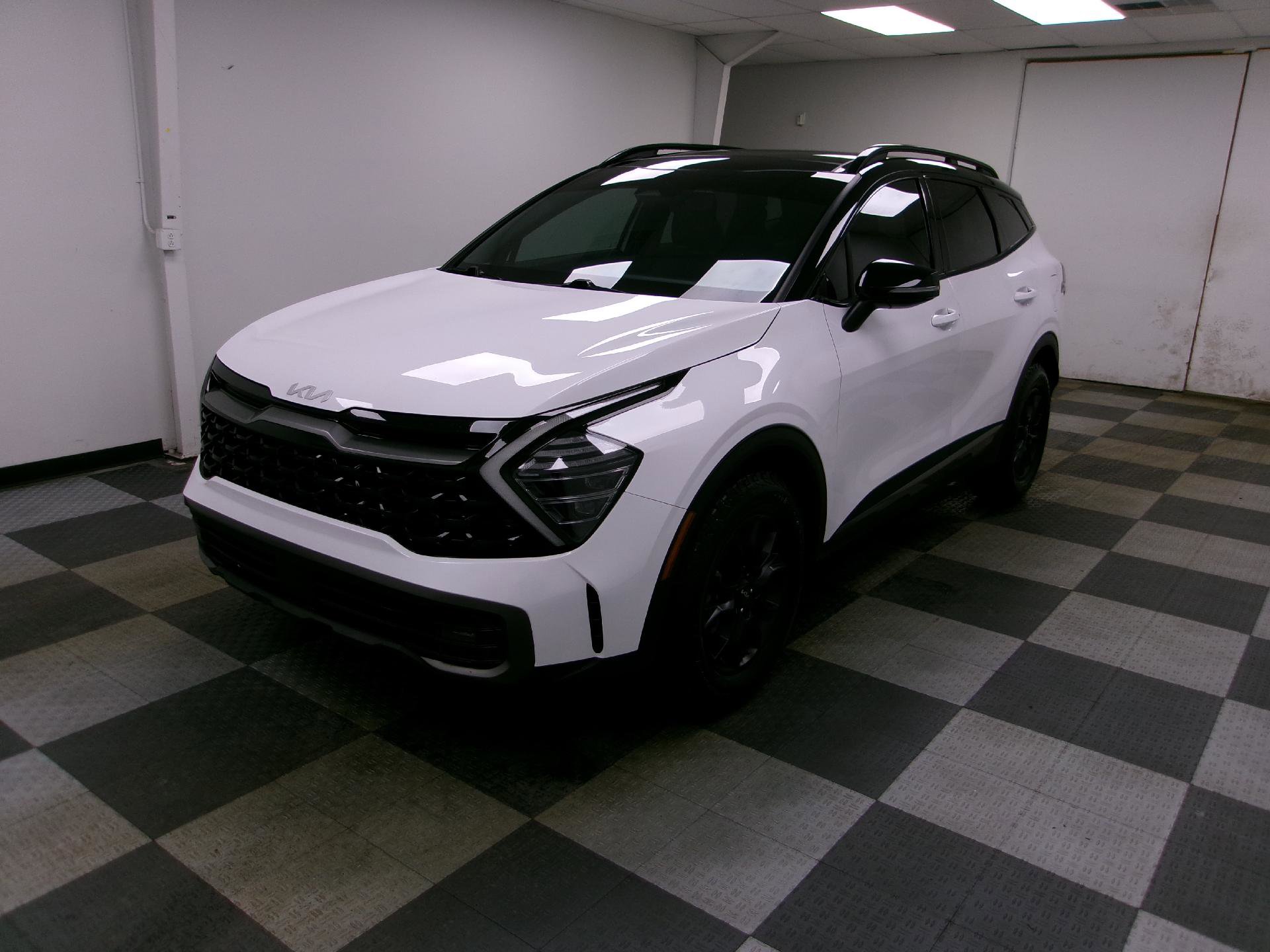 Used 2024 Kia Sportage X-Pro image 1