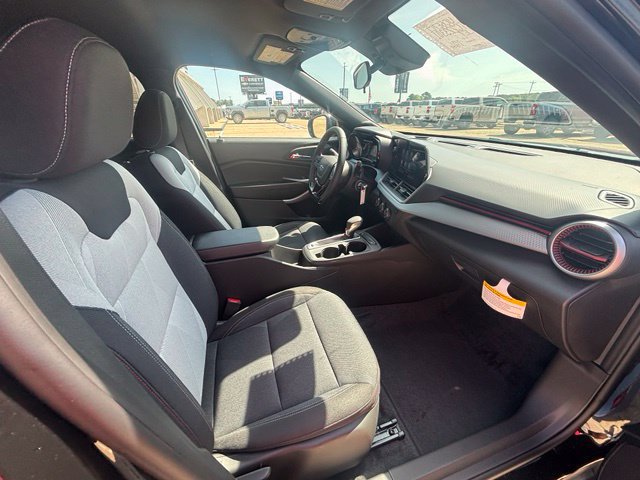 New 2026 Chevrolet Trax RS w/ Driver Confidence Package FWD image 16