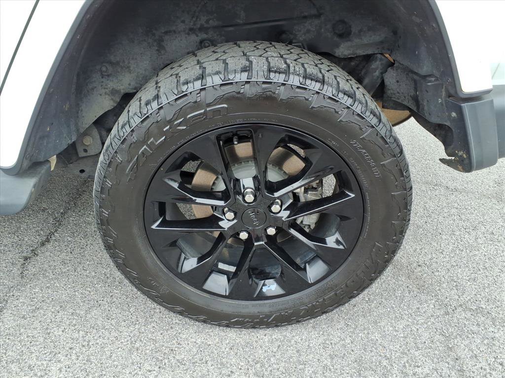 Used 2021 Jeep Wrangler Unlimited Sahara image 4