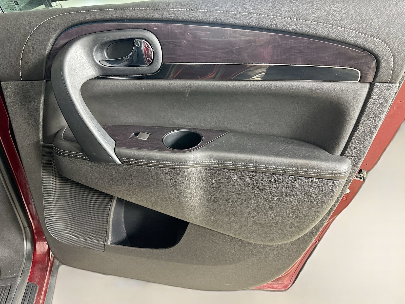 Used 2016 Buick Enclave Leather FWD image 42