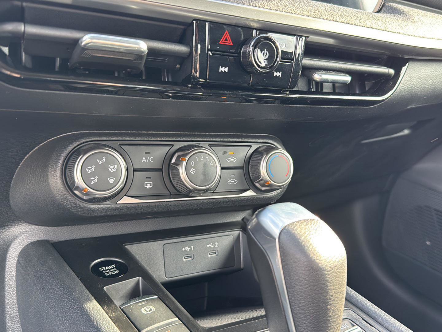 New 2026 Nissan Kicks S image 22