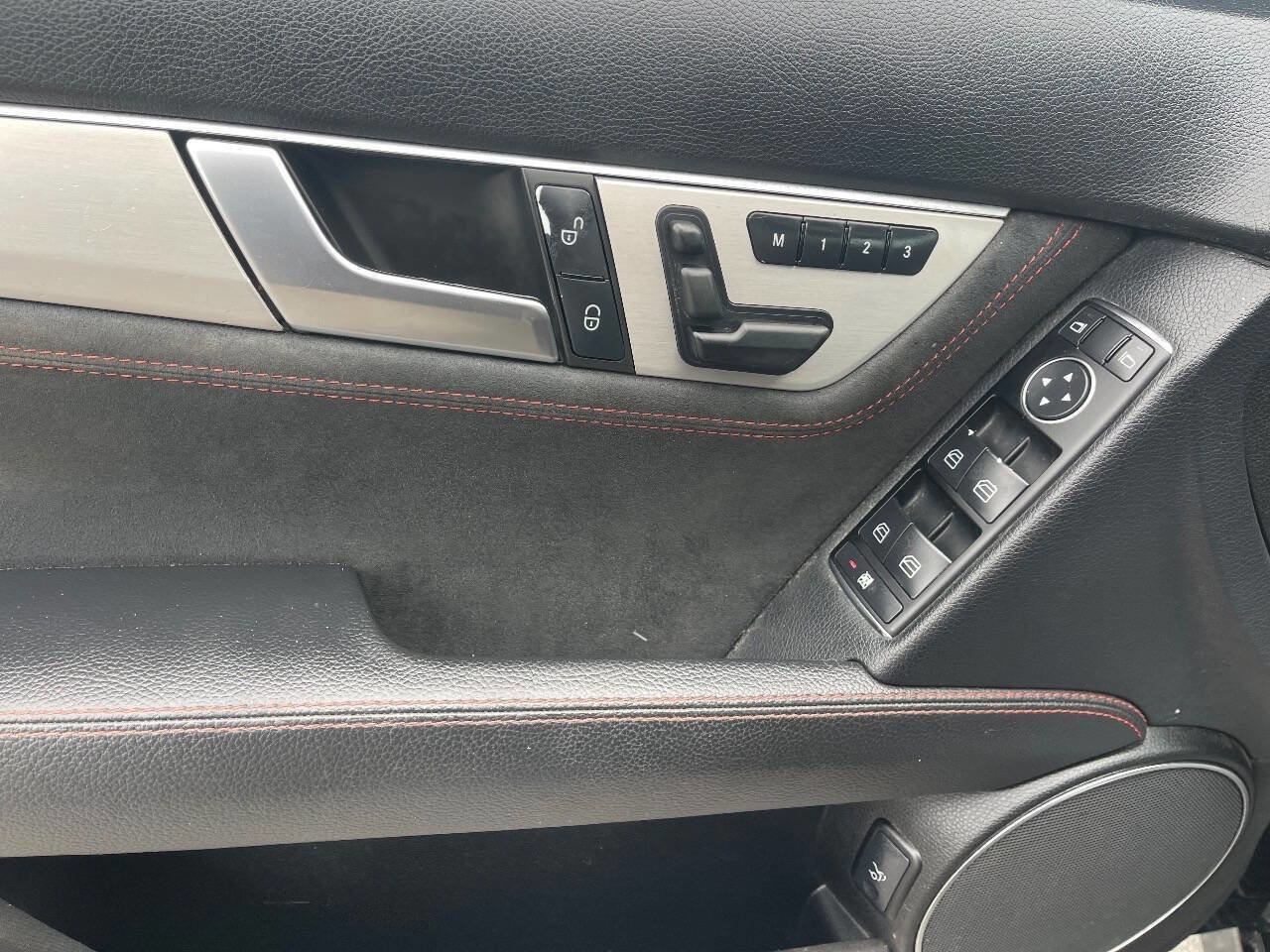 Used 2013 Mercedes-Benz C 300 4MATIC Sedan image 22