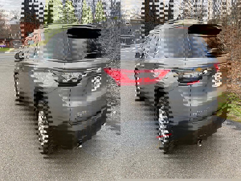 Used 2019 Chevrolet Traverse LT image 6