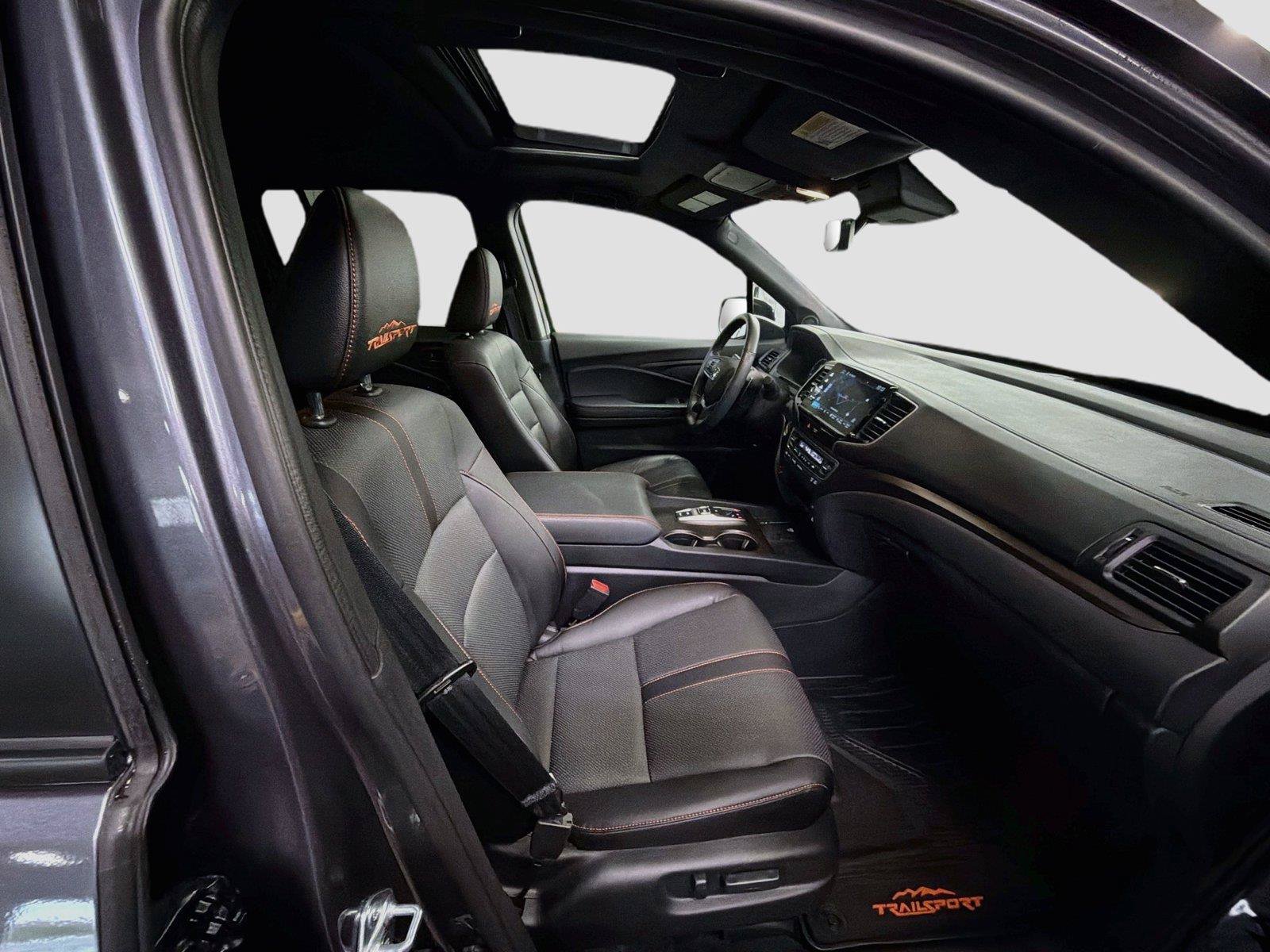 Used 2025 Honda Ridgeline TrailSport image 27