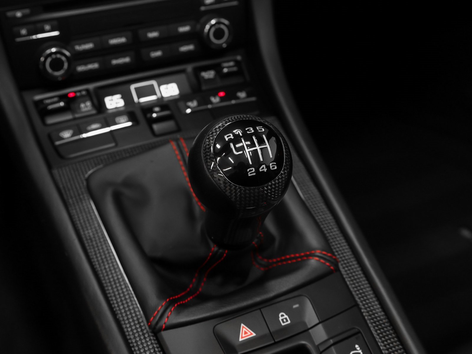 Used 2019 Porsche 911 Speedster image 64