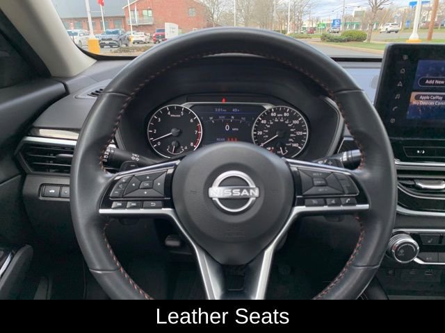Used 2023 Nissan Altima 2.5 SR w/ SR Premium Package image 17
