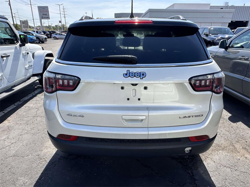 Used 2019 Jeep Compass Limited image 4