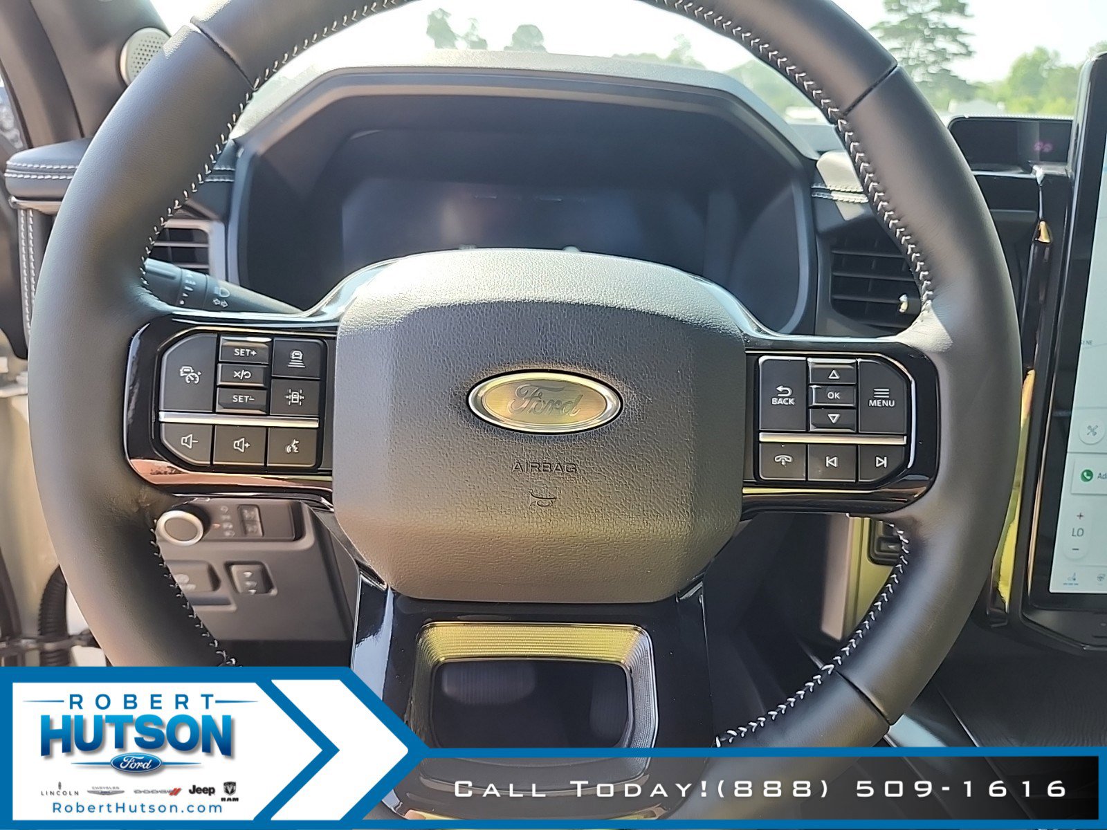 New 2023 Ford F150 Lightning Platinum image 27