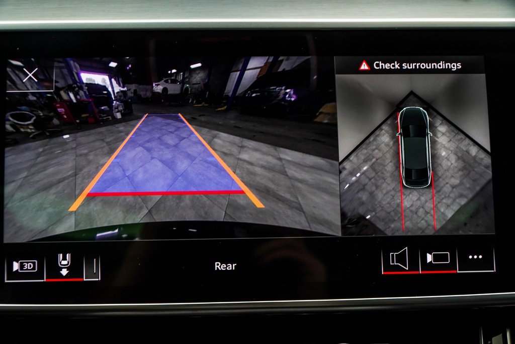 Used 2022 Audi S8 image 29