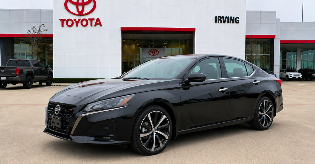 Used 2023 Nissan Altima 2.5 SR AWD/4WD image 4