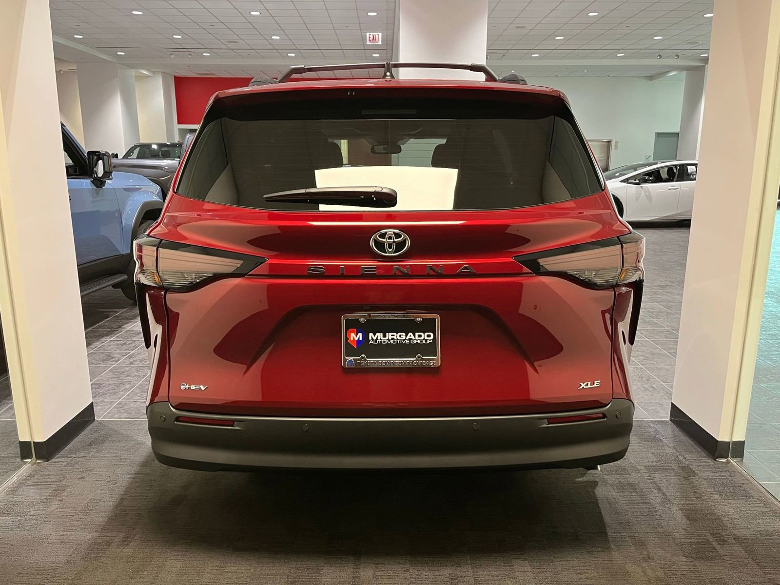 New 2026 Toyota Sienna XLE FWD image 5