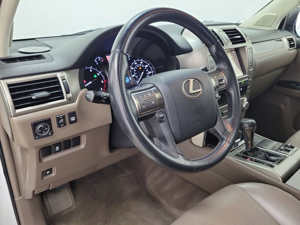 Used 2016 Lexus GX 460 AWD/4WD image 18