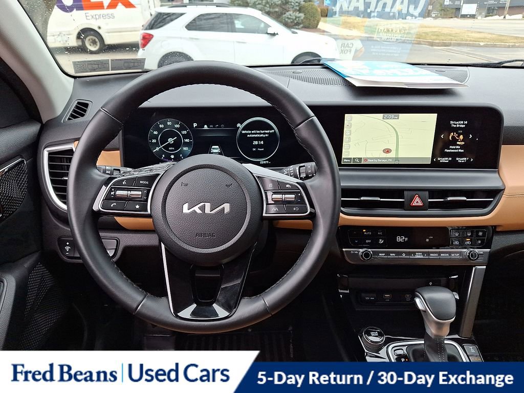 Used 2024 Kia Seltos EX image 13