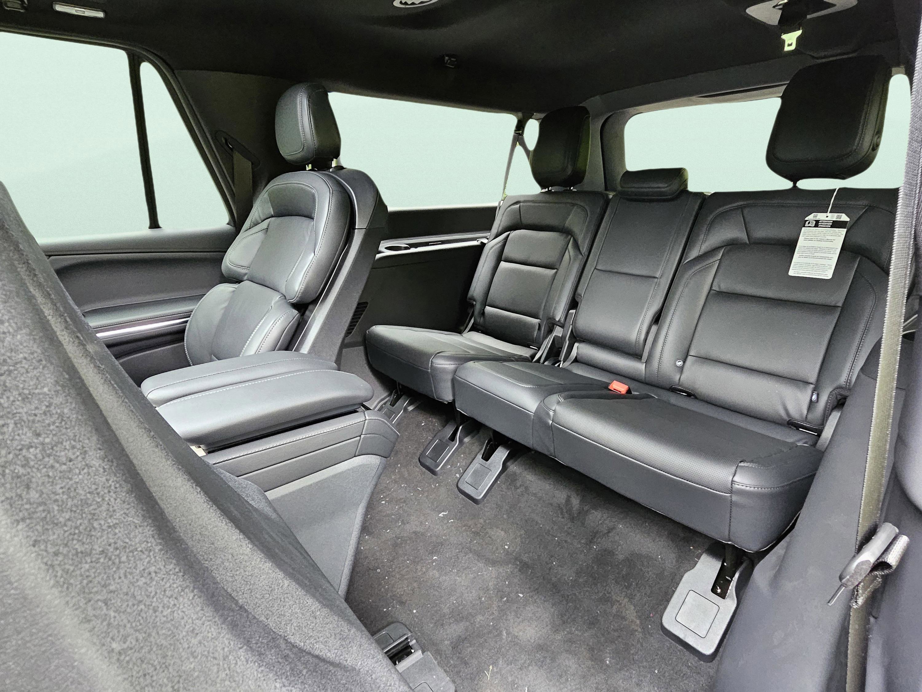 New 2025 Lincoln Navigator L Reserve w/ Jet Appearance Package image 27