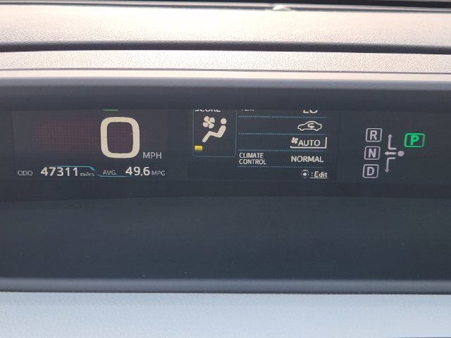 Used 2018 Toyota Prius Four w/ Advanced Technology Package FWD image 11
