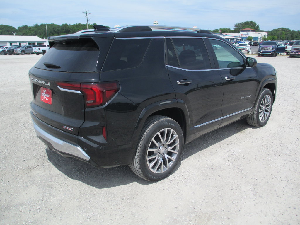 New 2026 GMC Terrain Denali AWD/4WD image 4