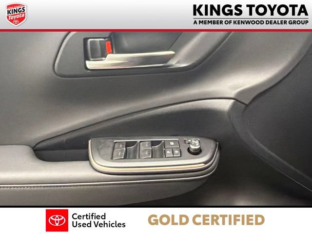 Certified 2023 Toyota Crown AWD/4WD image 28