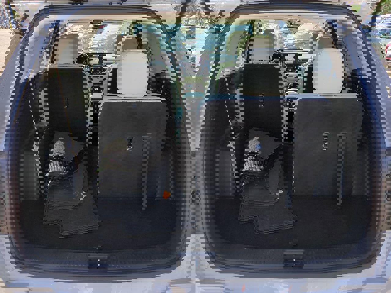 Used 2022 Kia Sorento EX w/ Panoramic Sunroof Package image 13