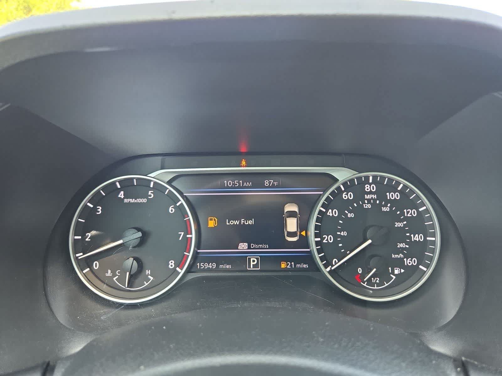 Used 2023 Nissan Sentra SR FWD image 29
