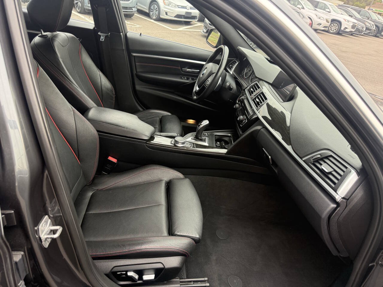 Used 2017 BMW 330i xDrive Sedan AWD/4WD image 20
