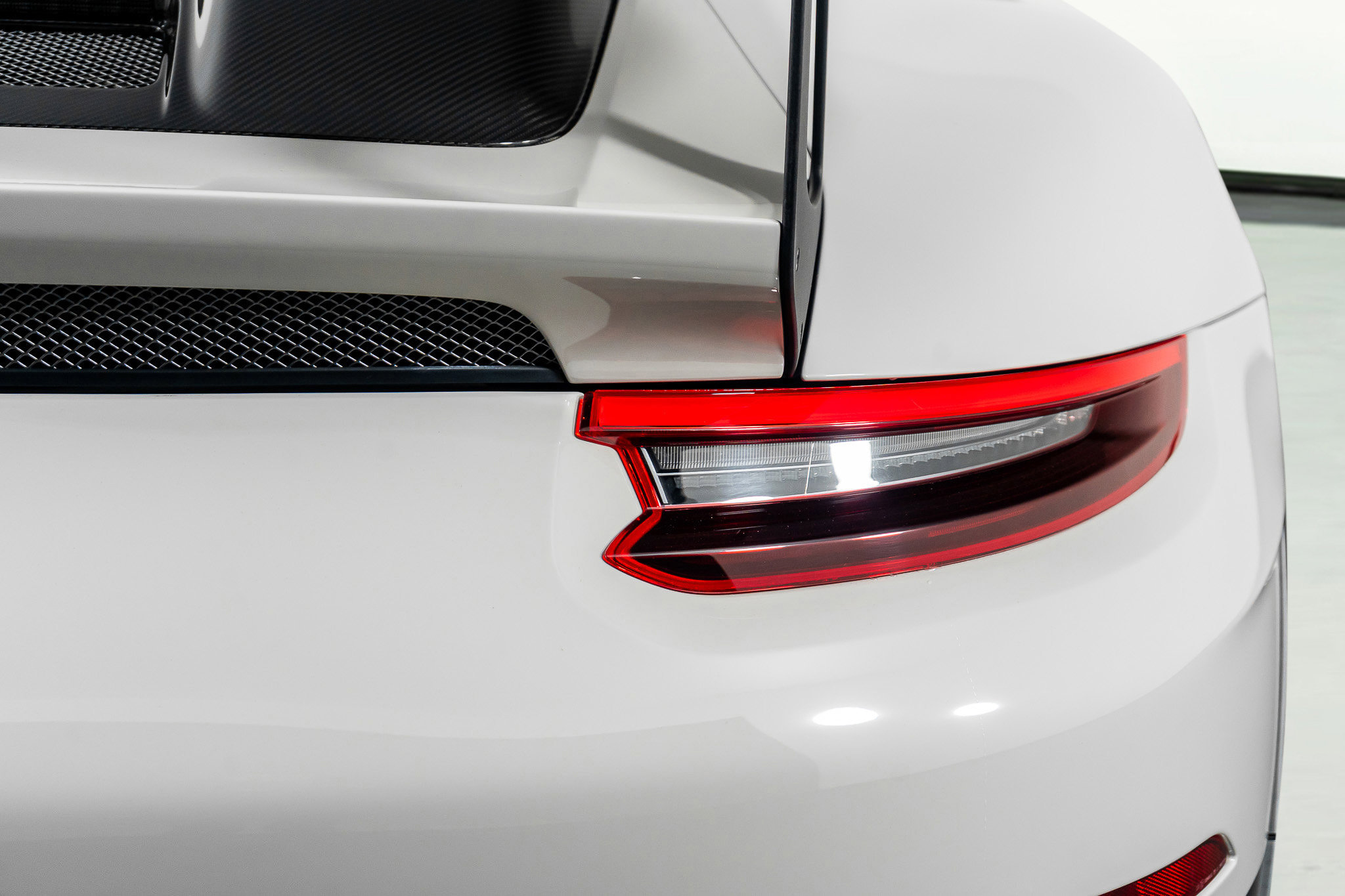 Used 2018 Porsche 911 GT2 RS w/ Weissach Package image 13