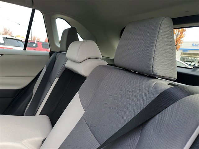 Used 2022 Toyota RAV4 XLE image 30