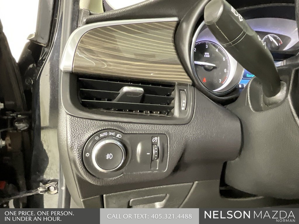 Used 2020 Buick Envision Preferred w/ LPO, Cargo Package image 36