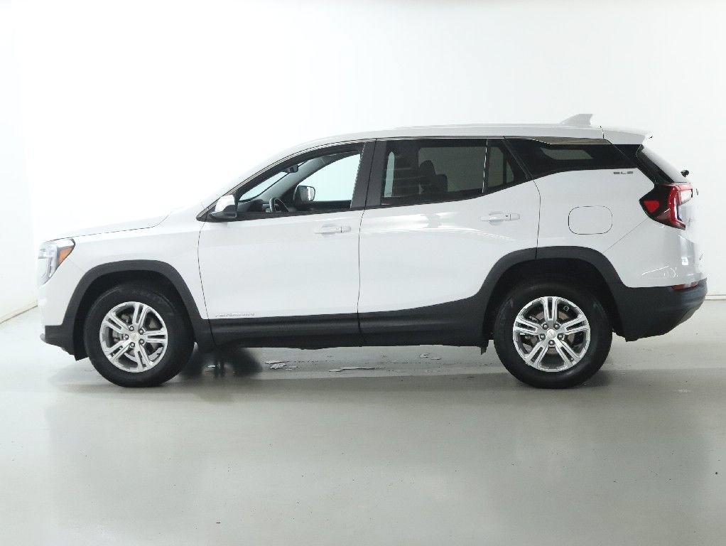 Used 2024 GMC Terrain SLE AWD/4WD image 38