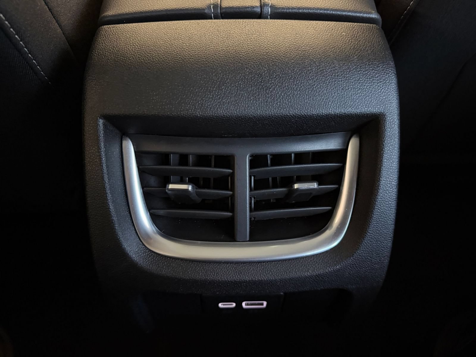 Used 2026 Chevrolet Blazer LT FWD image 22