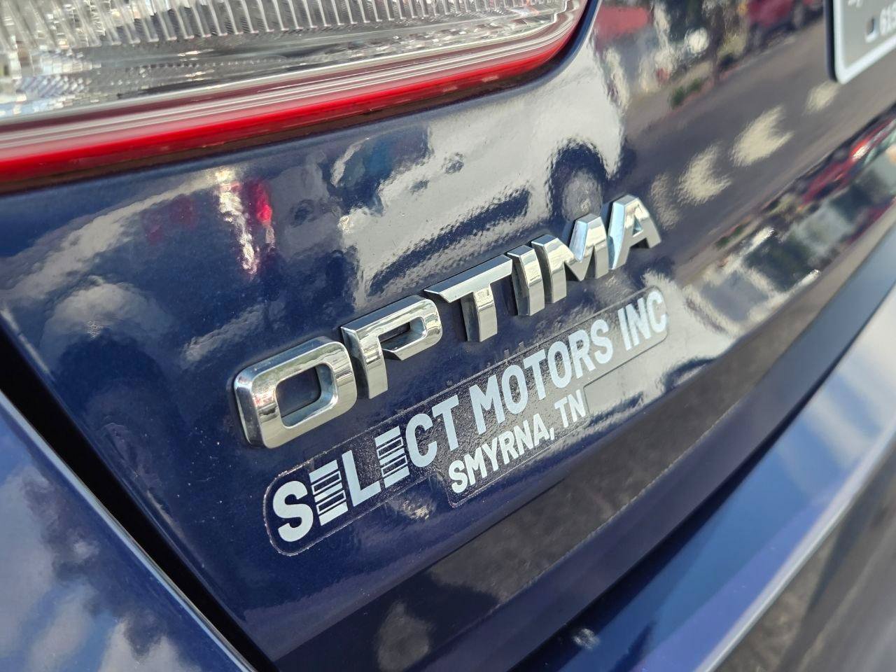 Used 2017 Kia Optima LX FWD image 8