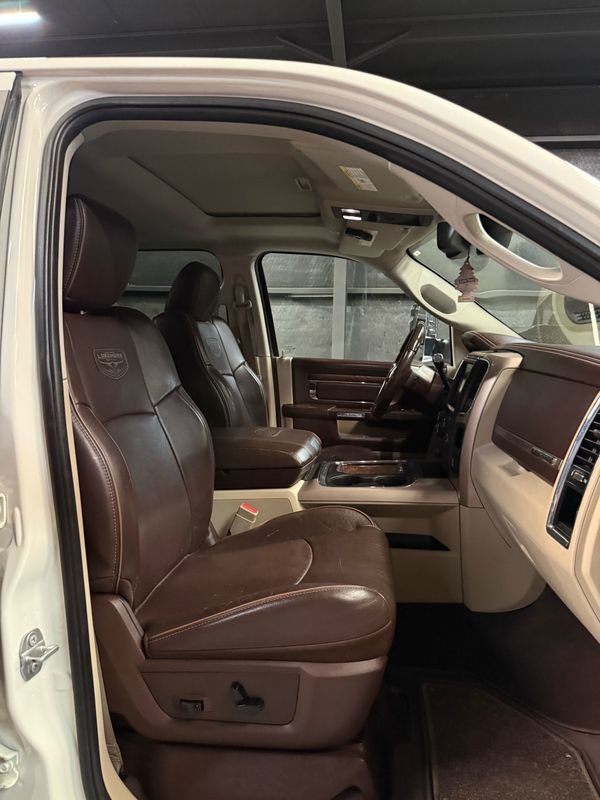 Used 2017 RAM 3500 Laramie Longhorn image 13