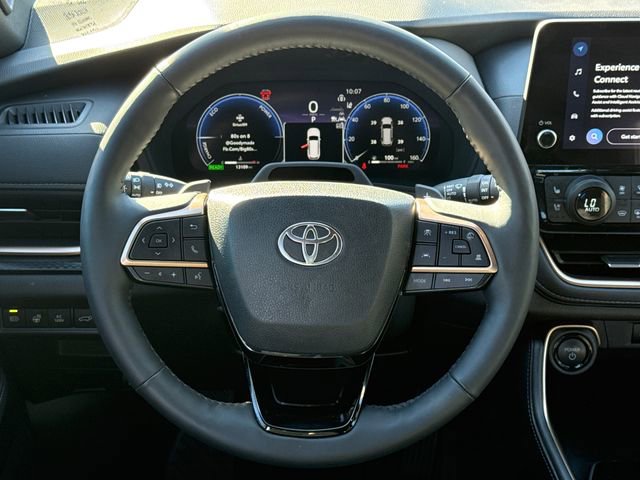 Used 2025 Toyota Grand Highlander AWD Hybrid image 15