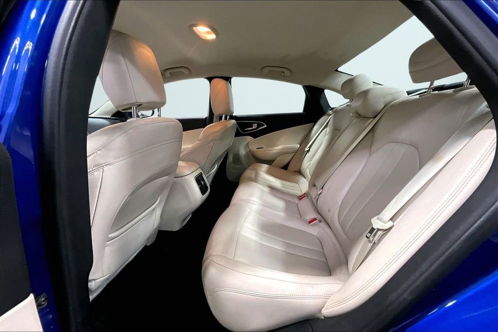 Used 2015 Chrysler 200 C w/ Navigation & Sound Group I image 20