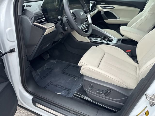Used 2025 Audi Q5 Premium Plus AWD/4WD image 14