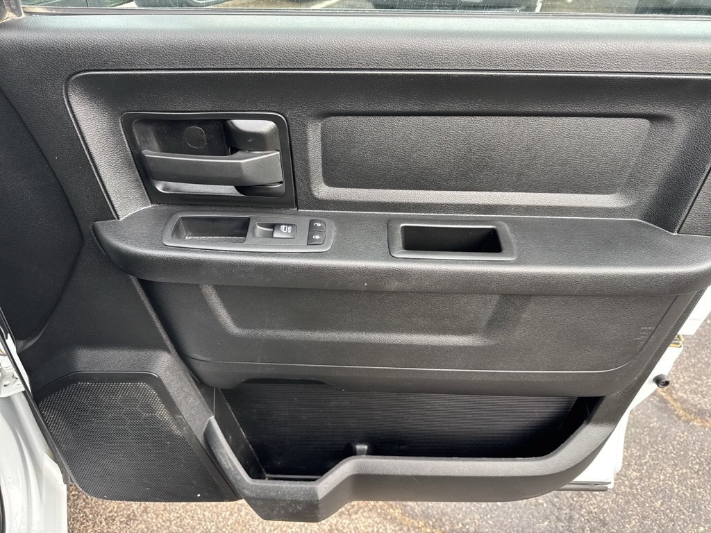 Used 2024 RAM 3500 Tradesman AWD/4WD image 31