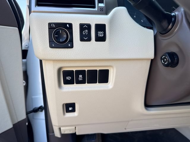 Used 2018 Lexus GX 460 Premium w/ Premium Package AWD/4WD image 37