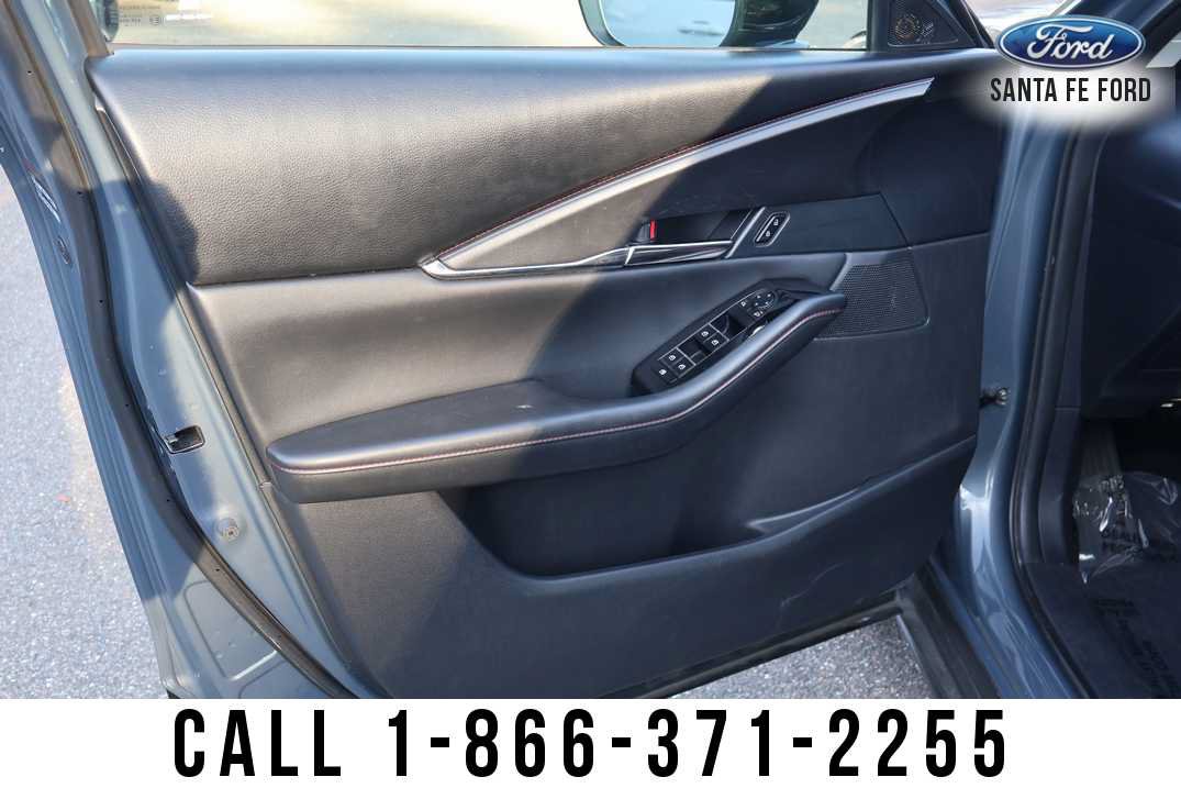 Used 2025 MAZDA CX-30 AWD 2.5 S w/ Preferred Package image 11