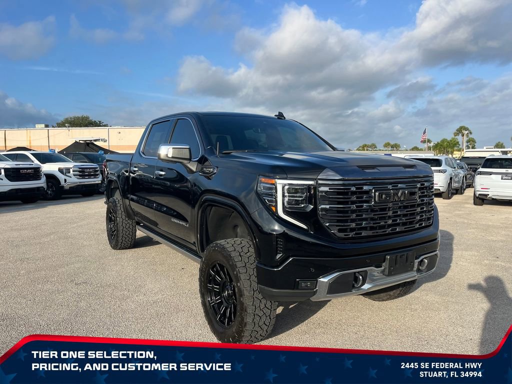 Used 2024 GMC Sierra 1500 Denali Ultimate AWD/4WD image 3