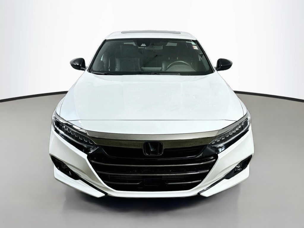 Used 2022 Honda Accord Sport image 2