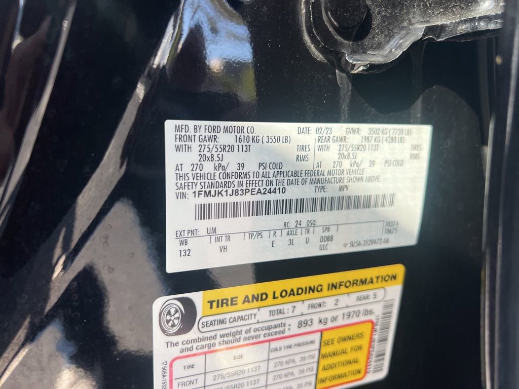 Used 2023 Ford Expedition Max XLT image 14