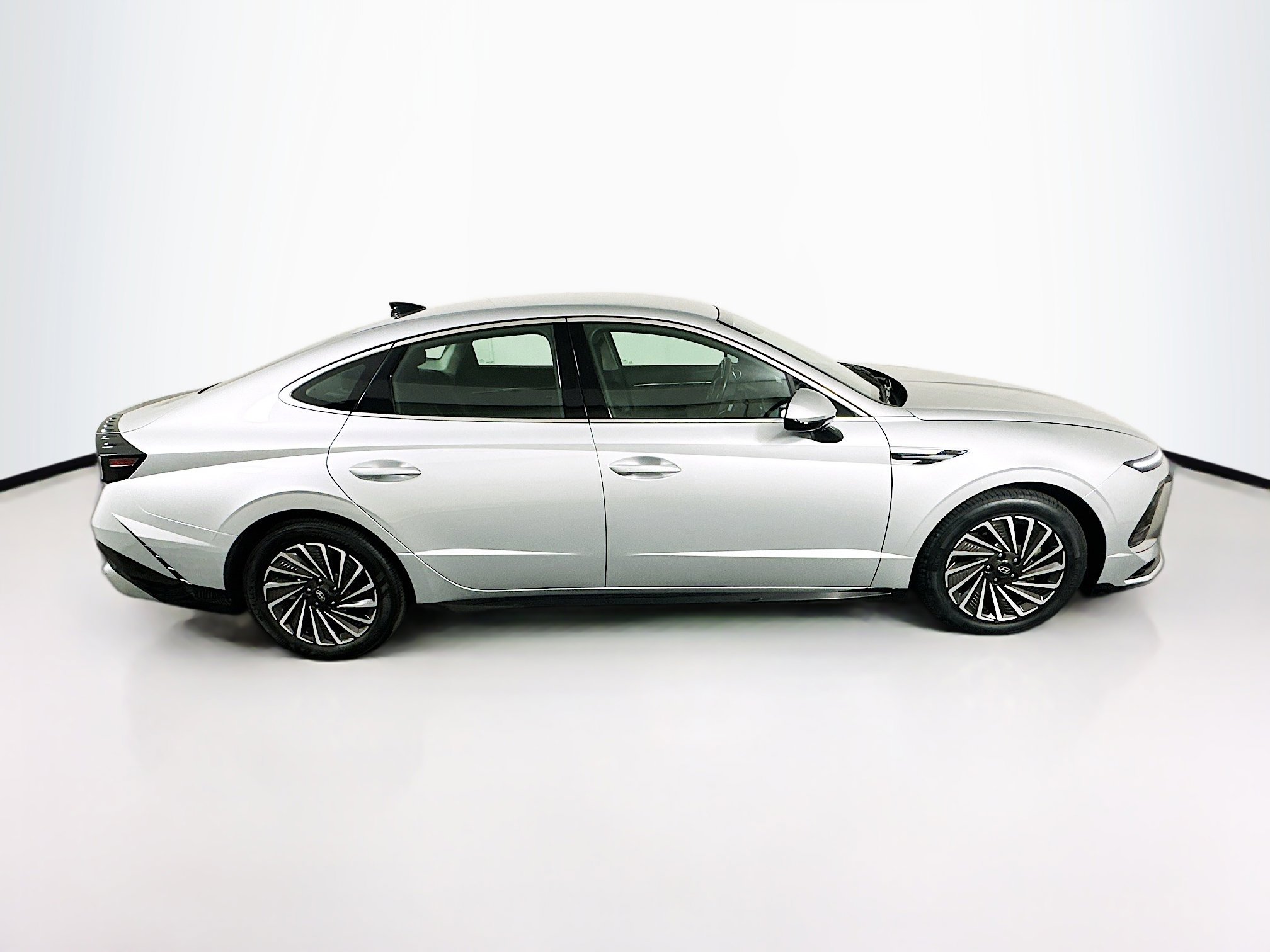 Used 2025 Hyundai Sonata SEL image 10