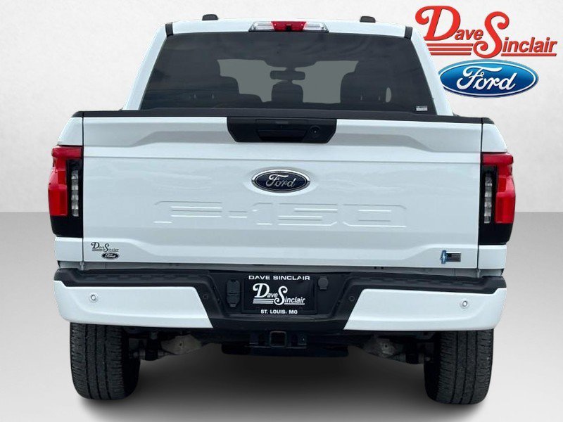 Used 2023 Ford F150 Lightning XLT AWD/4WD image 8