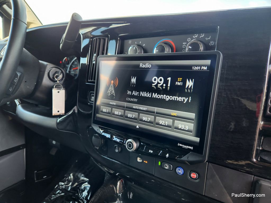 Used 2023 Chevrolet Express 2500 image 45