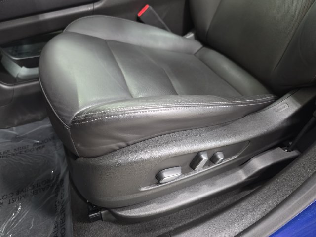 Certified 2024 Cadillac XT5 Premium Luxury AWD/4WD image 26